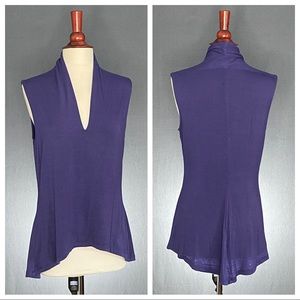 GRACE Sleeveless V-neck Swing Top